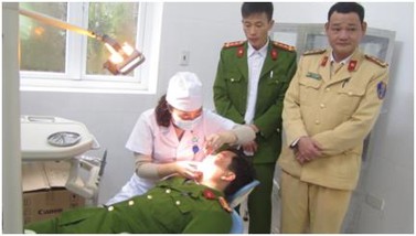 Hình ảnh chi tiết tin tức Trung tâm Y tế thành phố Yên Bái phối hợp với bệnh xá Công an tỉnh Yên Bái tổ chức triển khai khám sức khỏe định kỳ Hình ảnh tin tức Trung tâm Y tế thành phố Yên Bái phối hợp với bệnh xá Công an tỉnh Yên Bái tổ chức triển khai khám sức khỏe định kỳ