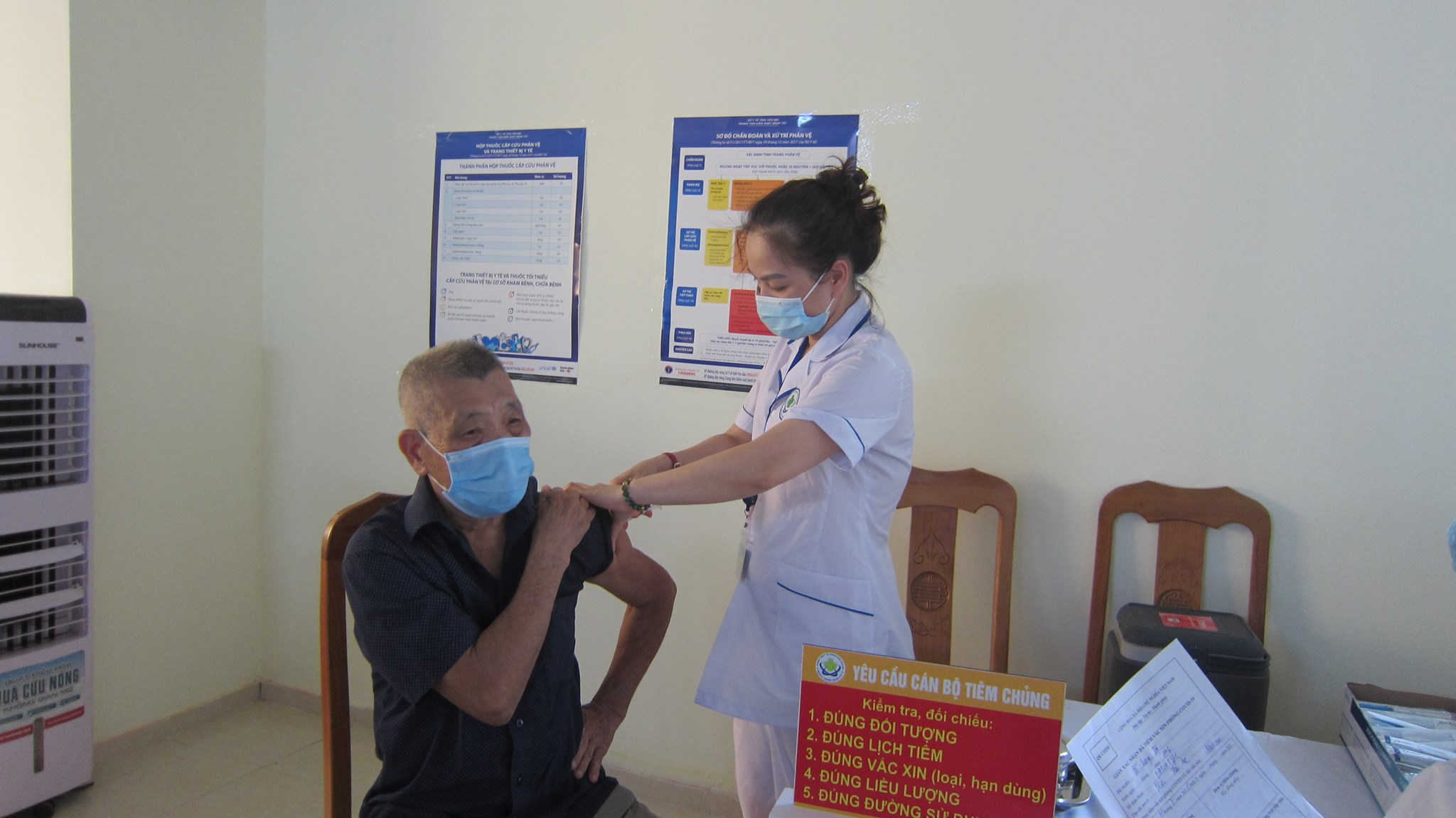 Hình ảnh tin tức Những lợi ích của tiêm vắc xin phòng COVID-19 liều nhắc lại mũi 3, mũi 4