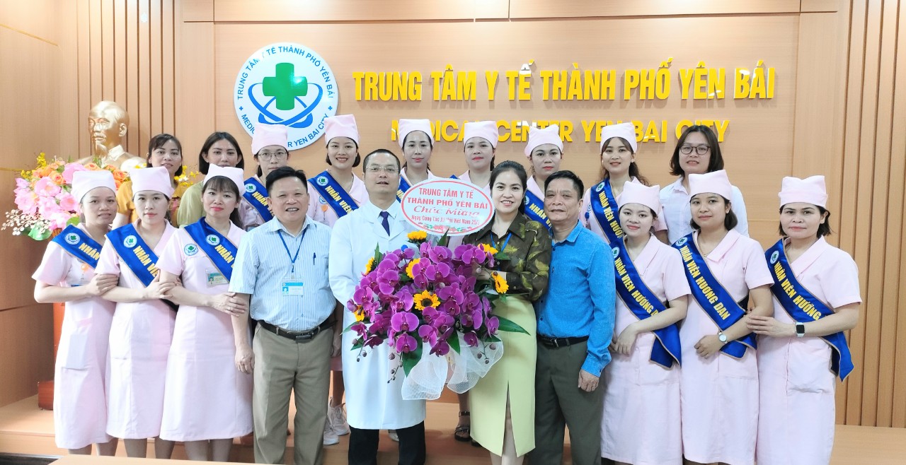 Hình ảnh tin tức Trung tâm Y tế thành phố gặp mặt kỷ niệm Ngày công tác xã hội Việt Nam 25/3