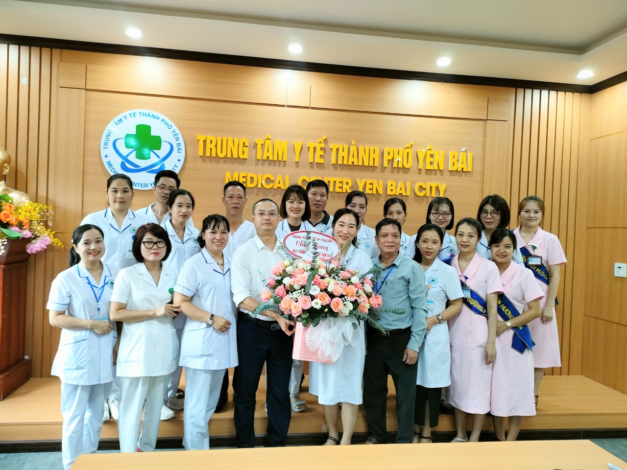 Hình ảnh tin tức Trung tâm Y tế thành phố Yên Bái tổ chức tọa đàm kỷ niệm Ngày Điều dưỡng Việt Nam 26/10 năm 2023