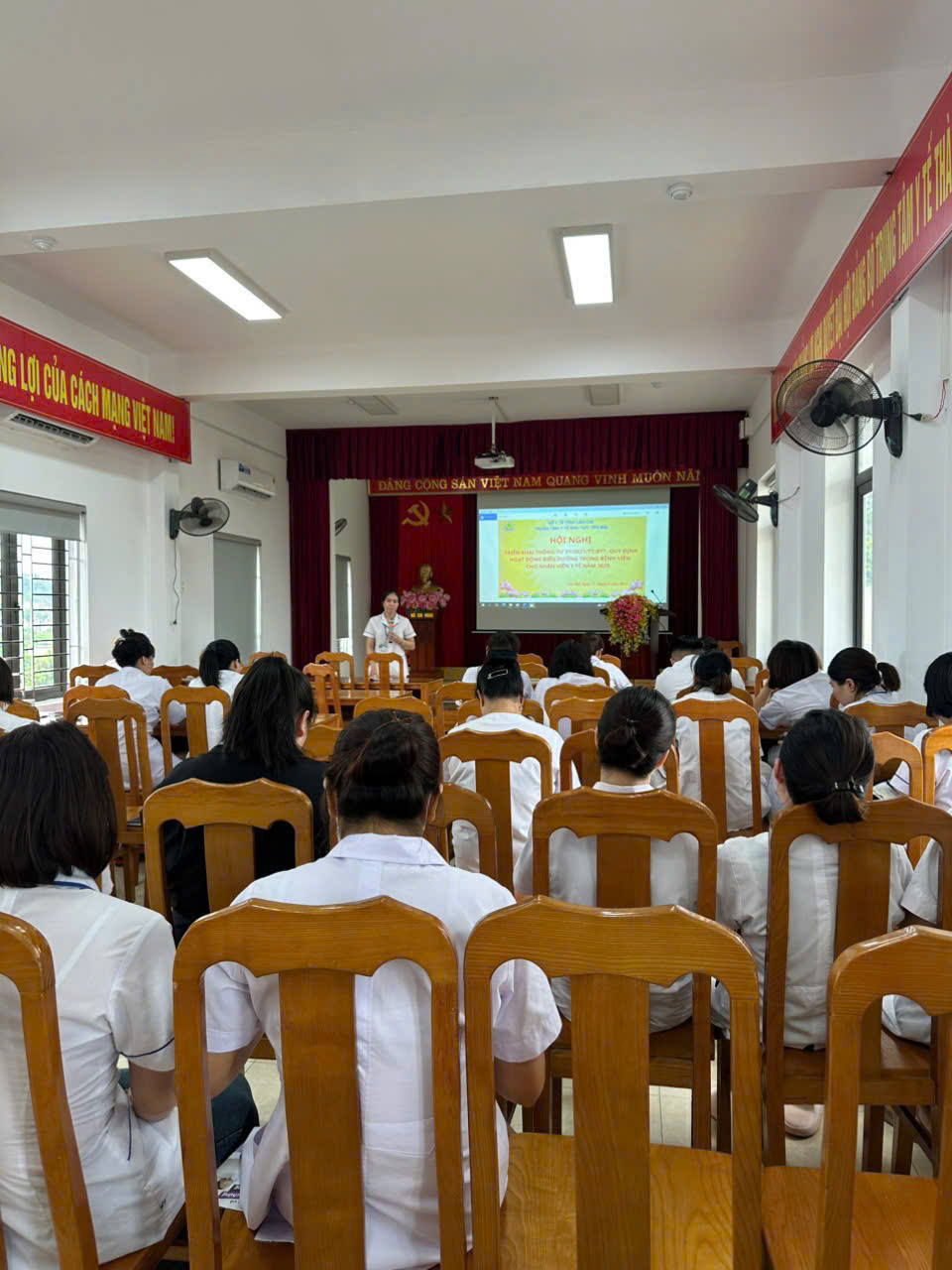 Hình ảnh tin tức Tập huấn triển khai Thông tư 31/2021/TT-BYT Quy định hoạt động điều dưỡng trong bệnh viện 